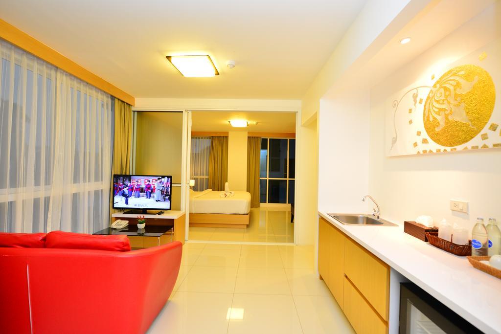 Modern Thai Suites Phuket Εξωτερικό φωτογραφία