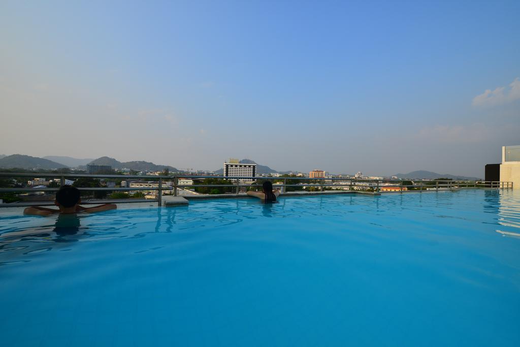 Modern Thai Suites Phuket Εξωτερικό φωτογραφία